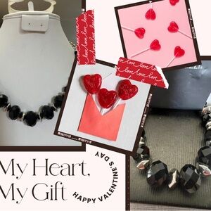 Paparazzi Black and Silver Necklace Set